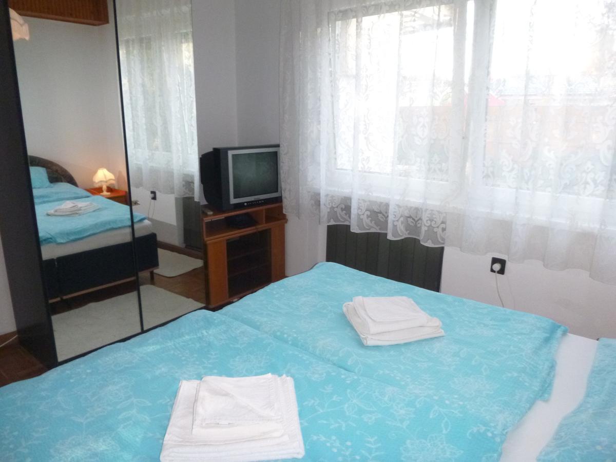 Oleander Holiday House Siófok Cameră foto